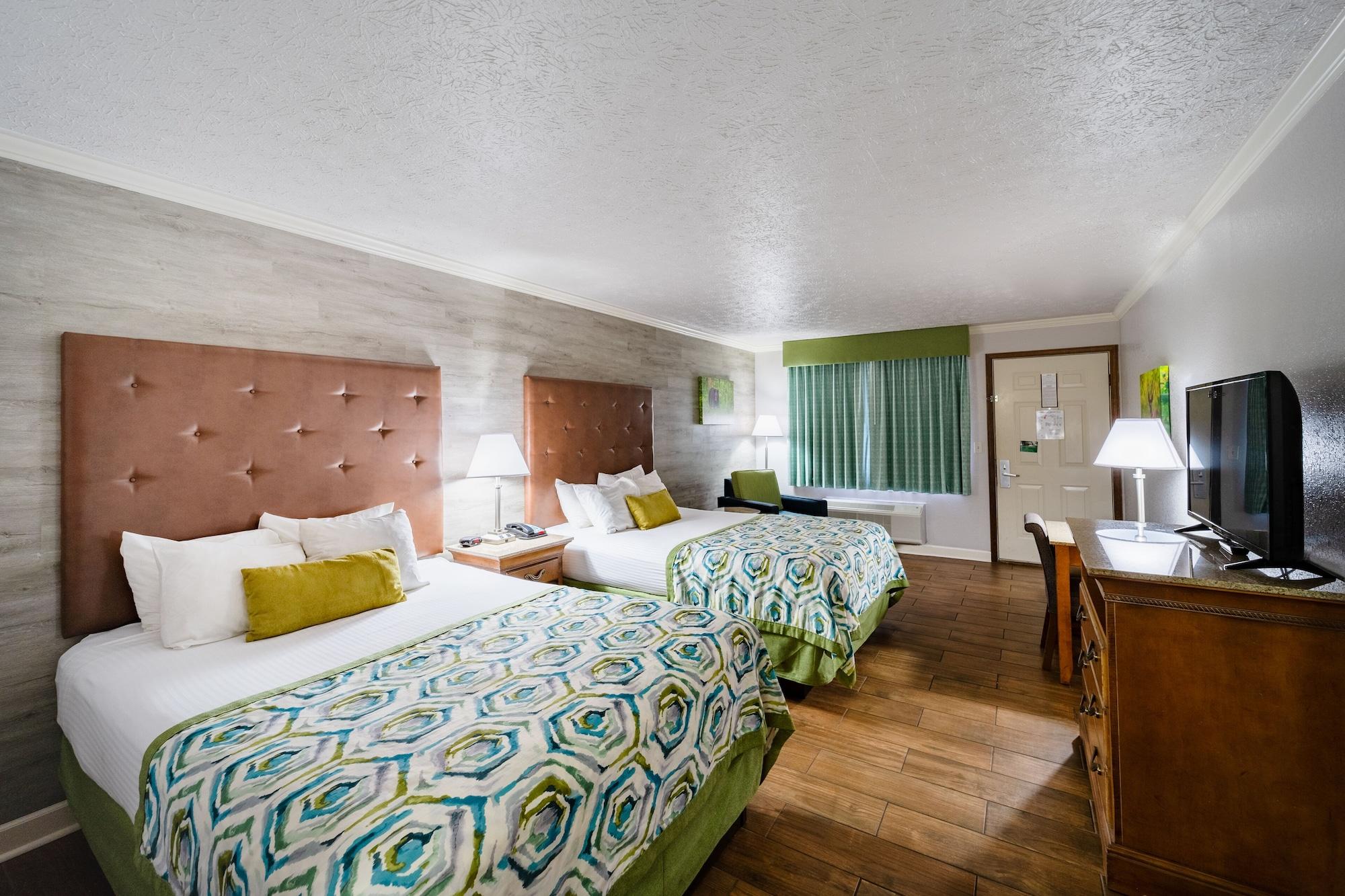 Accommodation By Willow Brook Lodge Пиджен Фордж Екстериор снимка