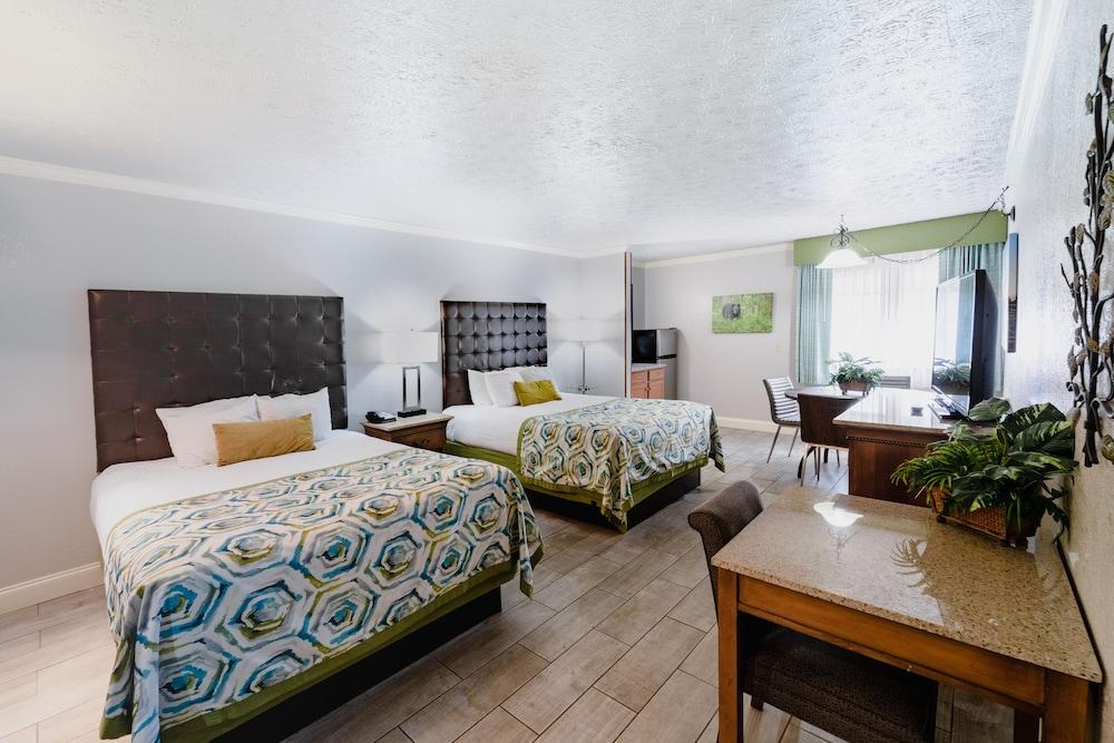 Accommodation By Willow Brook Lodge Пиджен Фордж Екстериор снимка